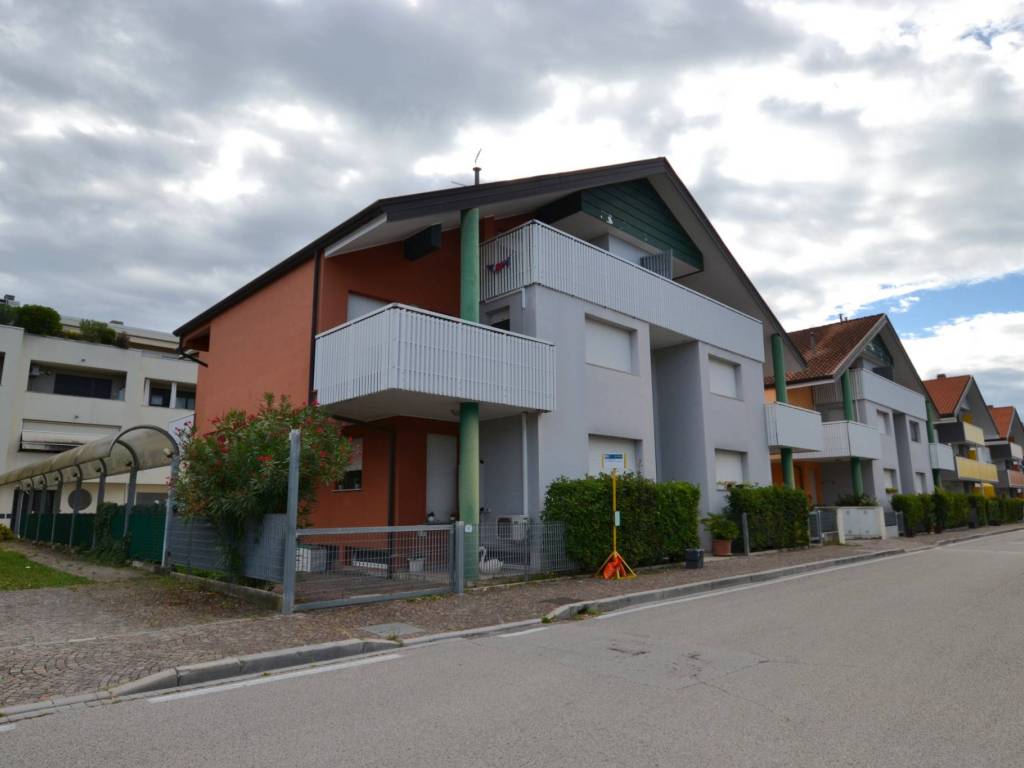 Appartamento a Udine in Via Lea d'Orlandi, 2 - Foto 2