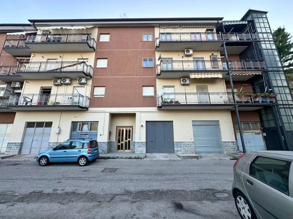 Appartamento a Enna in Via Puglia - Foto 4