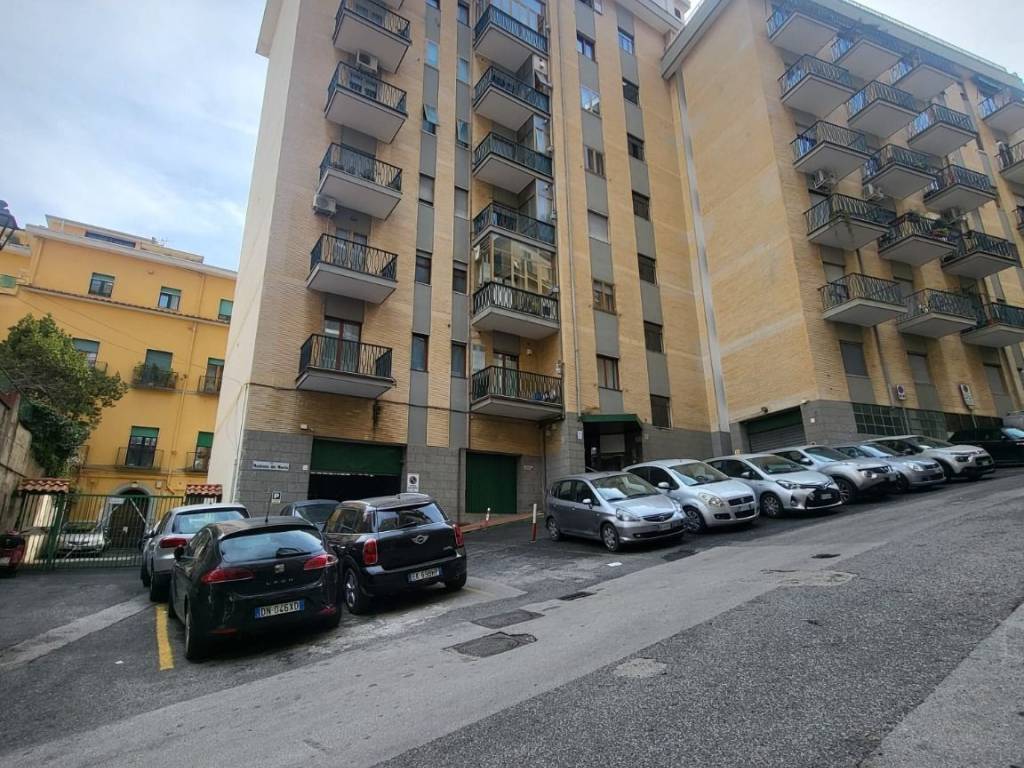 Appartamento a Salerno in Via Madonna del Monte - Foto 3