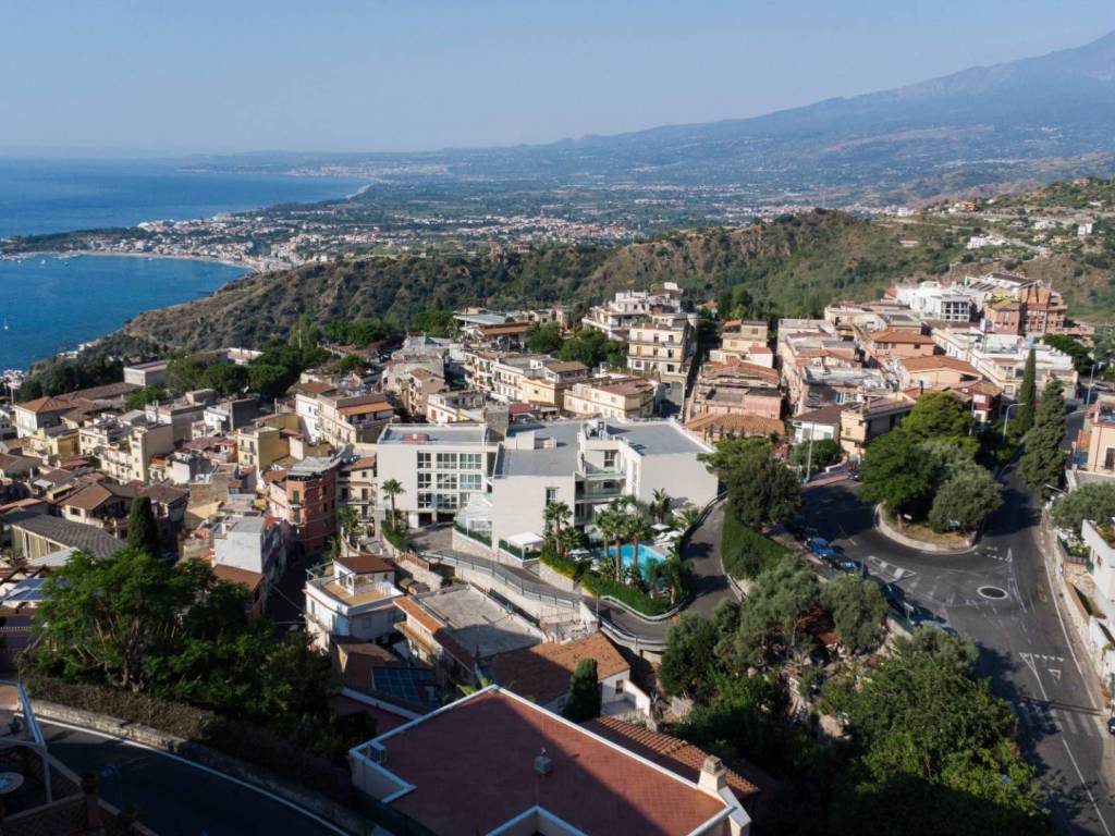 Villa a Taormina in Via Leonardo Da Vinci - Foto 5