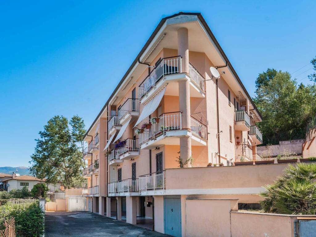 Appartamento a Poggio mirteto in Via Giovanni XXIII - Foto 3