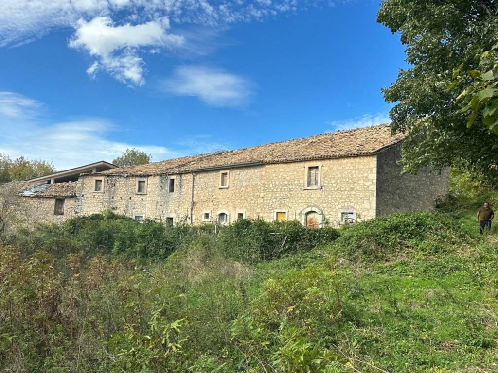 Casa indipendente a Sant'eufemia a maiella in Via Sant'Eufemia - Foto 2