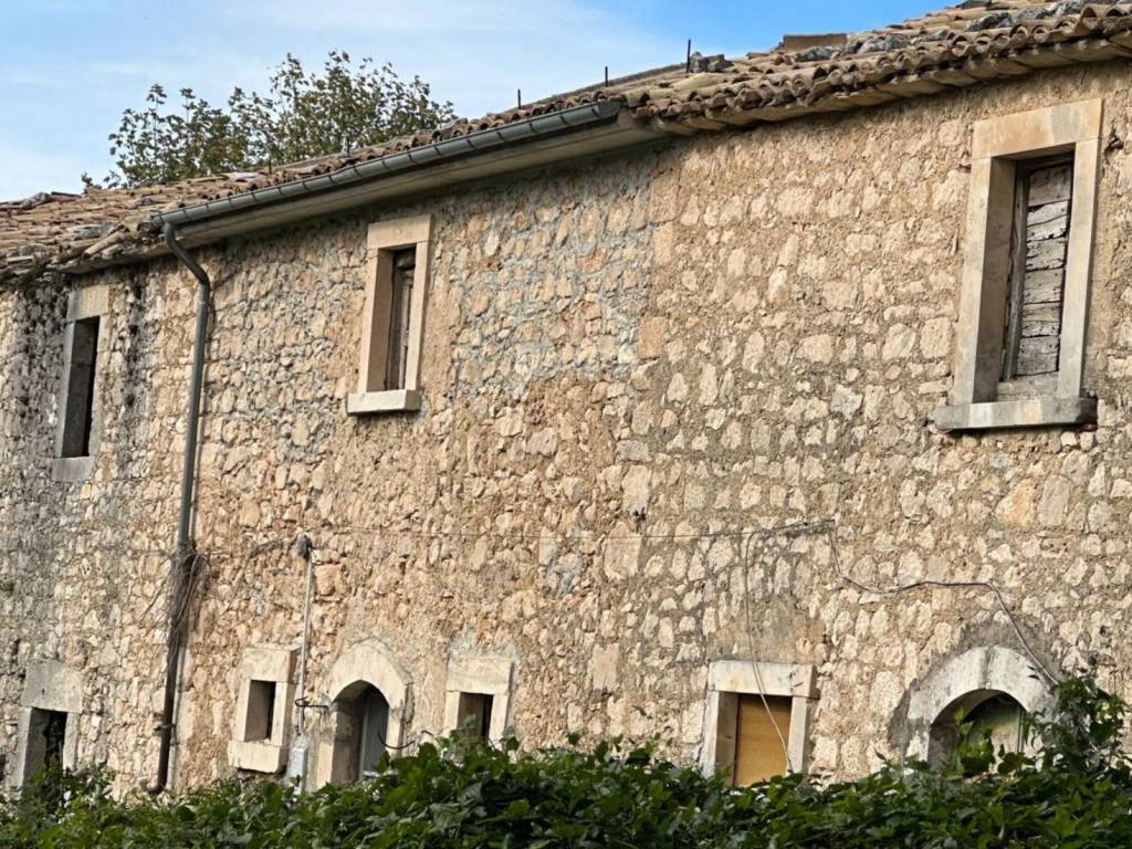Casa indipendente a Sant'eufemia a maiella in Via Sant'Eufemia - Foto 4