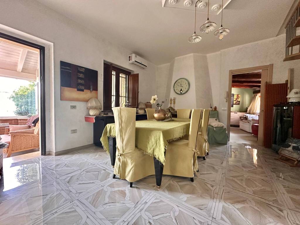 Villa a Rende in Via Svizzera - Foto 4
