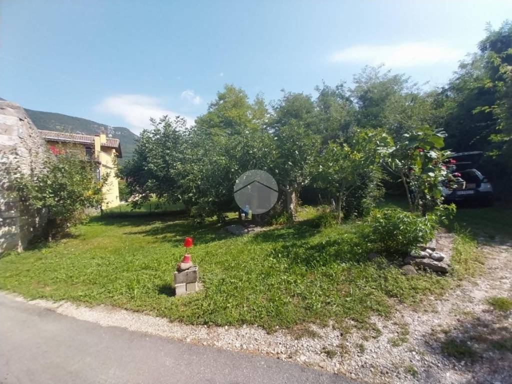 Rustico / casale a Caprino veronese in Via Pragrande, 21 - Foto 2