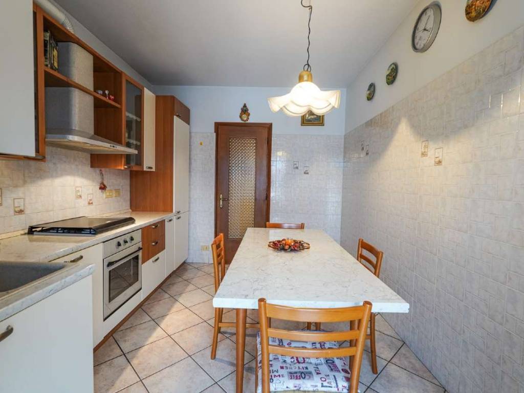 Appartamento a Montevecchia in via San Francesco d'Assisi 32 - Foto 4