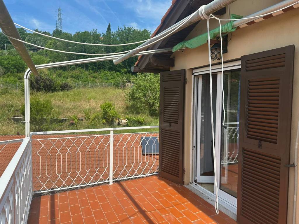 Appartamento a Serra riccò in Via Michele Denegri, 3 - Foto 3