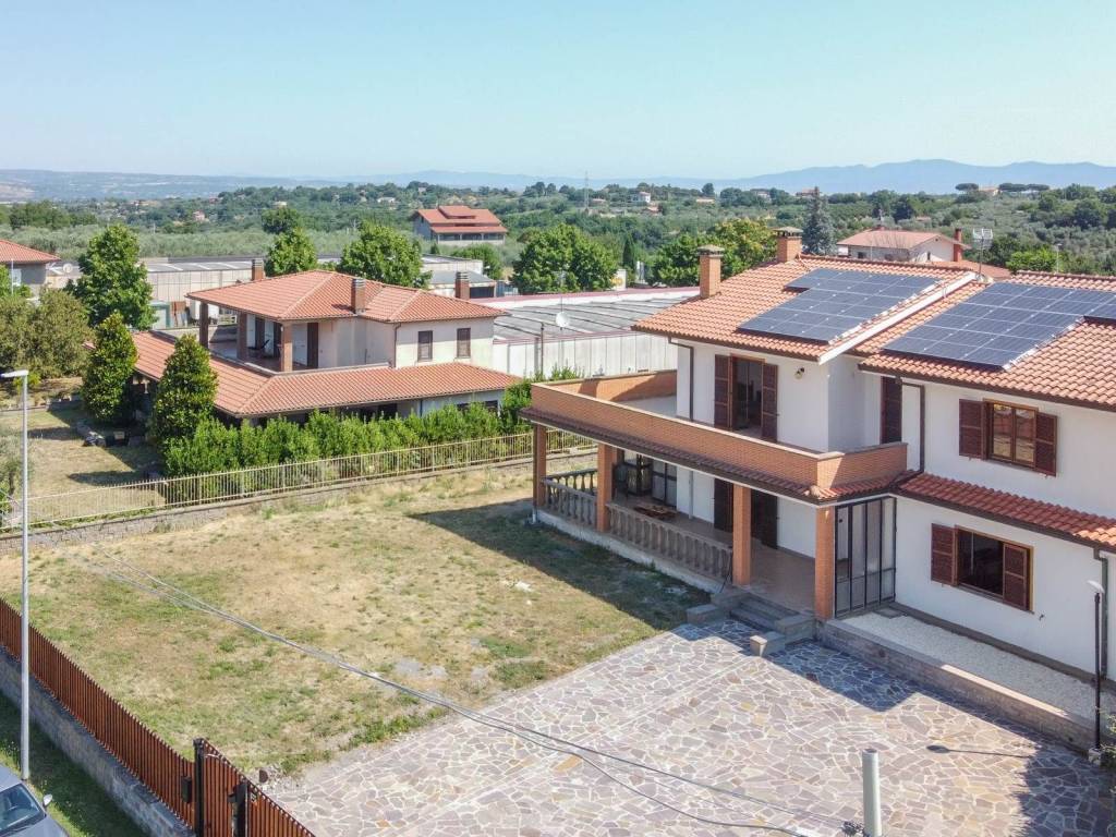 Villa a Viterbo in strada pian del cerro - Foto 2
