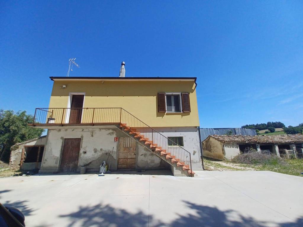 Rustico / casale a Macerata in Contrada Acquesalate, 12 - Foto 2