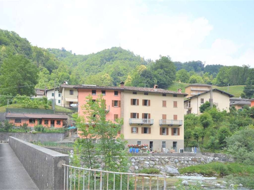 Casa indipendente a San giovanni bianco in Via Roncaglia Entro - Foto 3