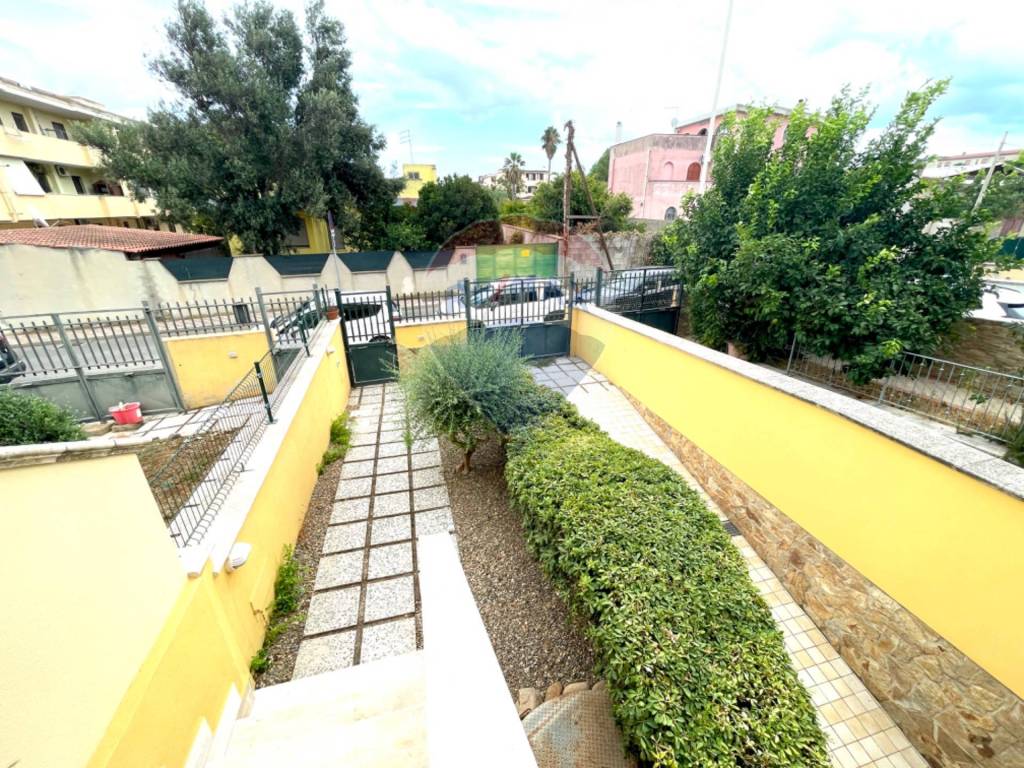 Villetta a schiera a Cagliari in Via Delle Felci, 68 - Foto 3