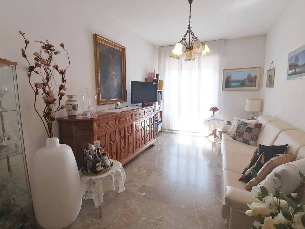 Appartamento a Lecco in Via Don Giuseppe Pozzi, 1 - Foto 3