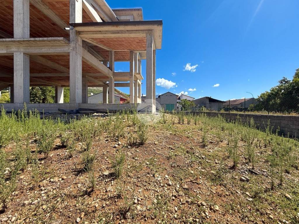 Villa a Avezzano in Via Ciro Menotti - Foto 2