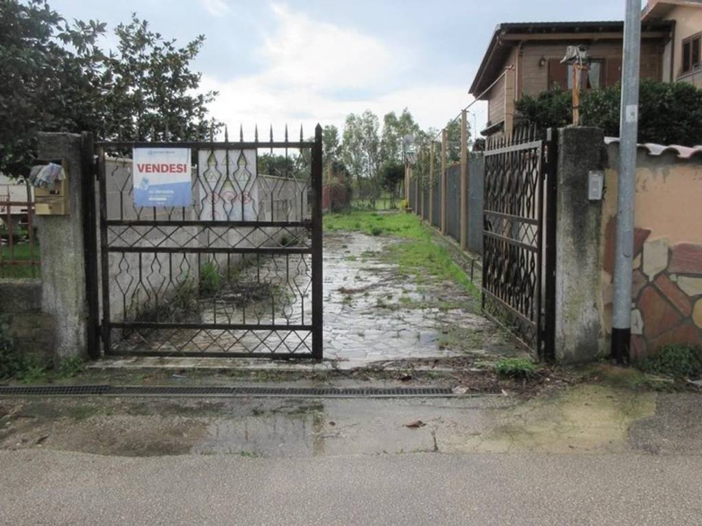 Immobile a Aprilia in Via Beniamino Gigli, N. 16 - Foto 3