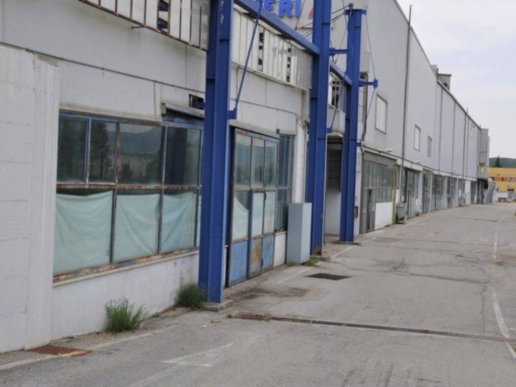 Immobile a Tito in Via Zona Industriale, N. snc - Foto 2