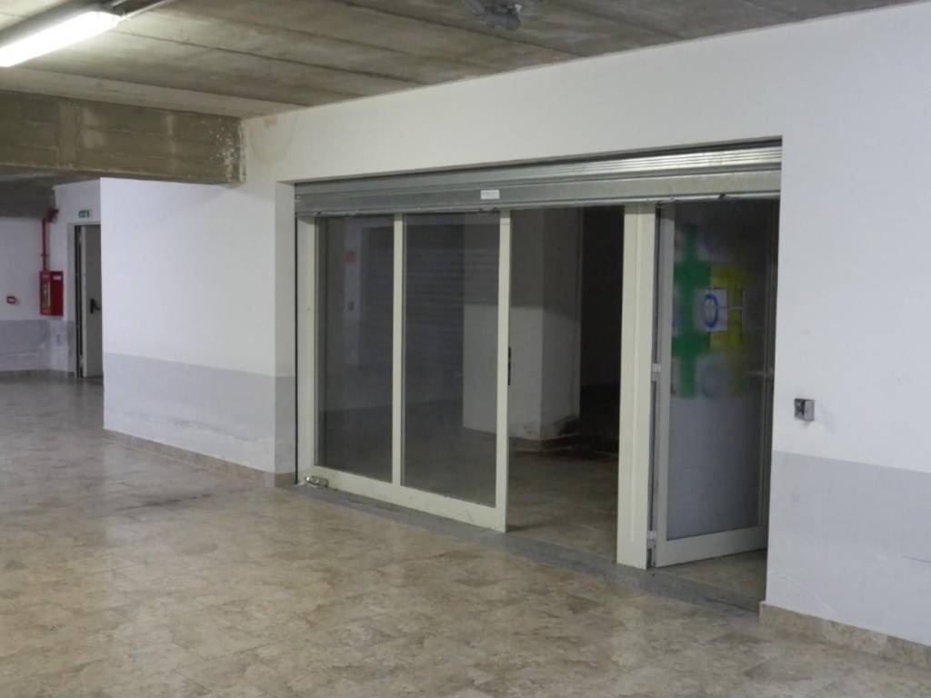 Immobile a Catanzaro in Via Lucrezia Della Valle, N. 19 - Foto 4