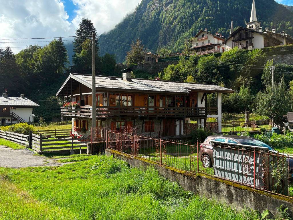 Appartamento a Alagna valsesia in Via Circonvallazione, 19 - Foto 2