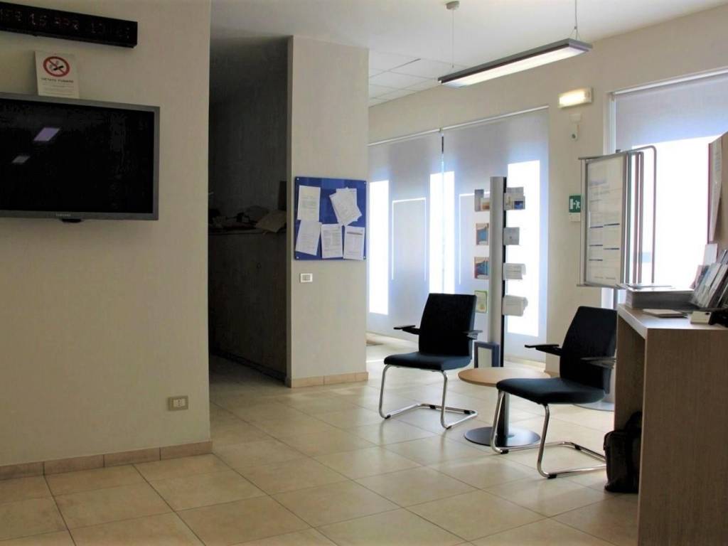 Immobile a Civate in Via Alessandro Manzoni, N. 1 - Foto 4