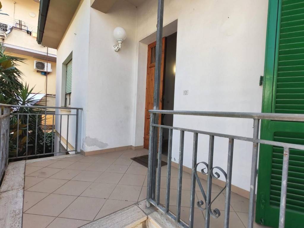 Villa a Ponsacco in Viale I Maggio, - Foto 3