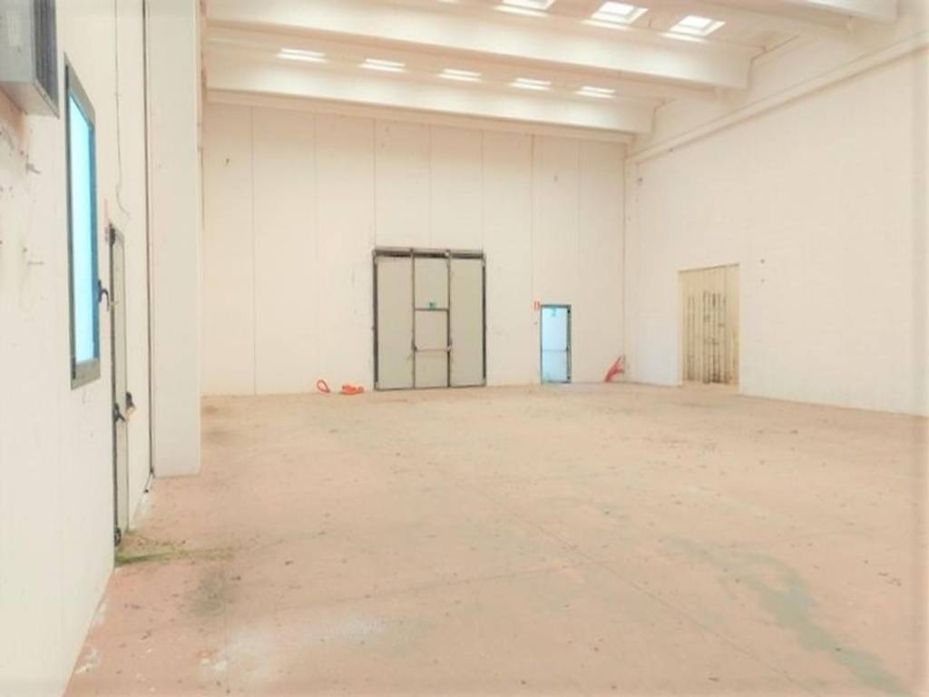 Immobile a Sant'elpidio a mare in Strada Provinciale Faleriense, N. 306 - Foto 2