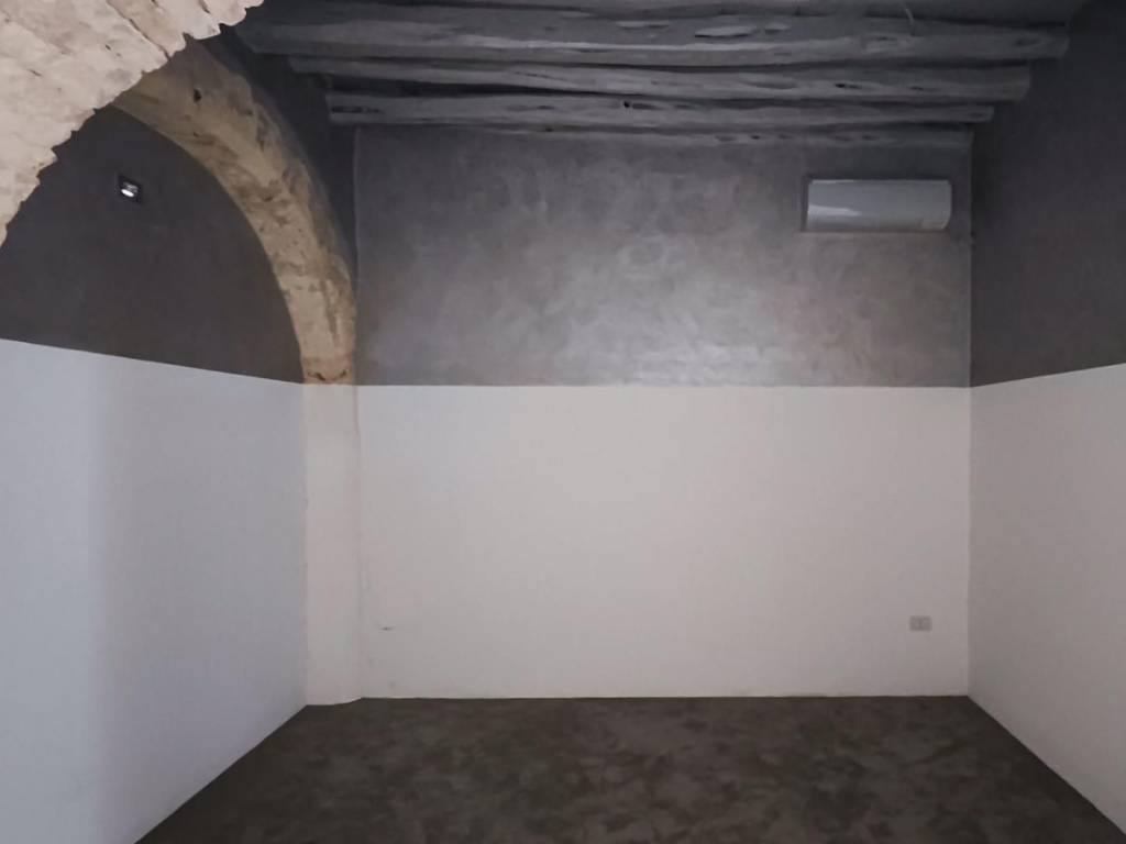Immobile a Cagliari in Via Sulis, N. 71-73 - Foto 2