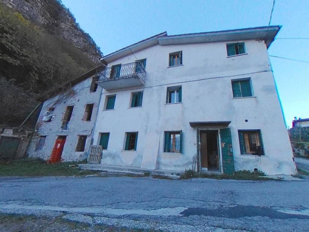 Appartamento a Valbrenta in Via Tovi, N. 5 - Foto 4