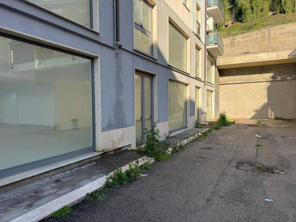 Immobile a Caltanissetta in Via Gabriele Amico Valenti, N. snc - Foto 3