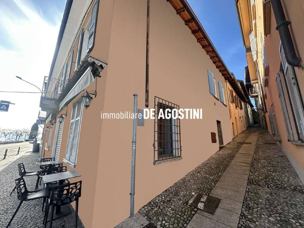 Appartamento a Lesa in viale Vittorio Veneto 9 - Foto 4