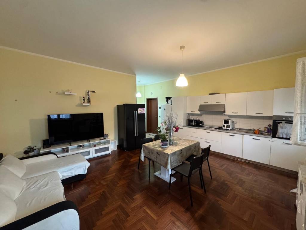 Appartamento a Parma in Via Ferdinando Guerci, 16 - Foto 2