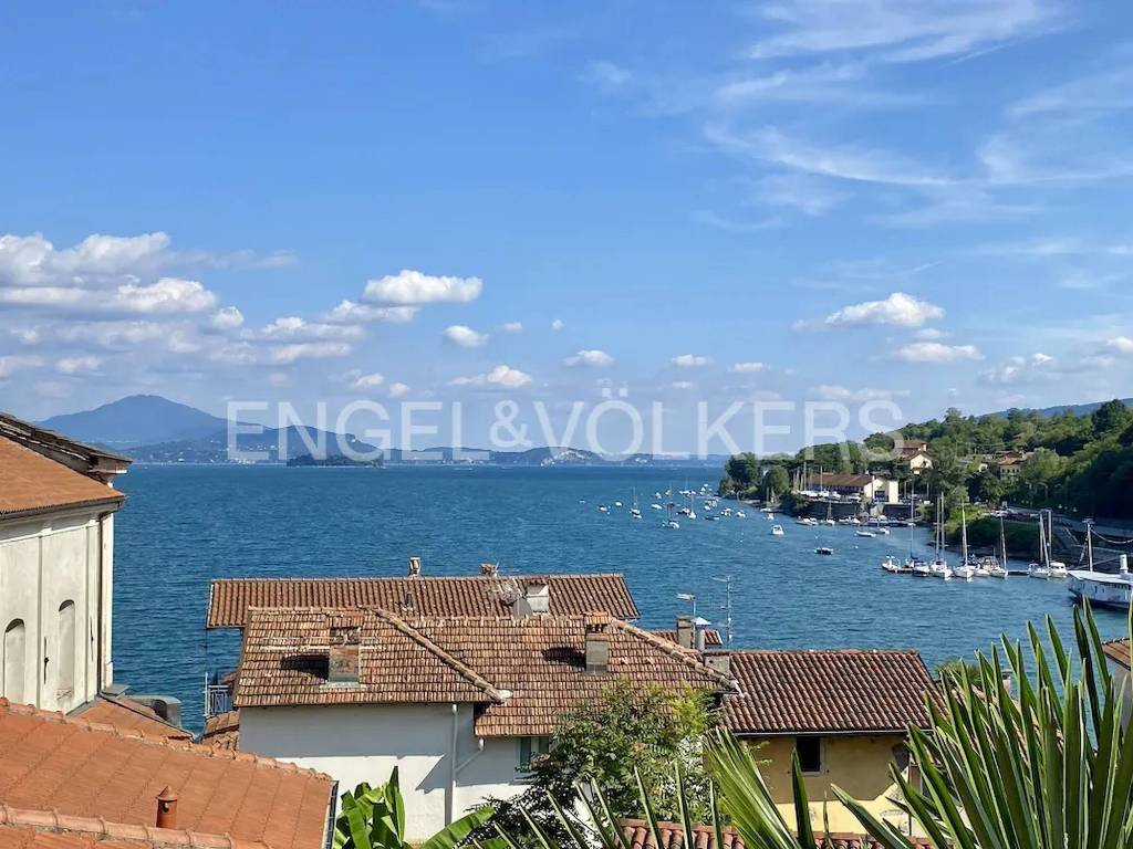 Appartamento a Baveno in Via San Carlo, 8 - Foto 2