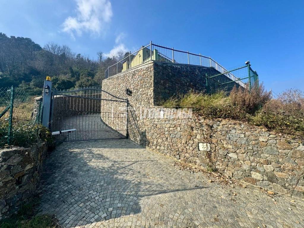 Villa a Quiliano in Via Emilio Parodi 32 - Foto 2