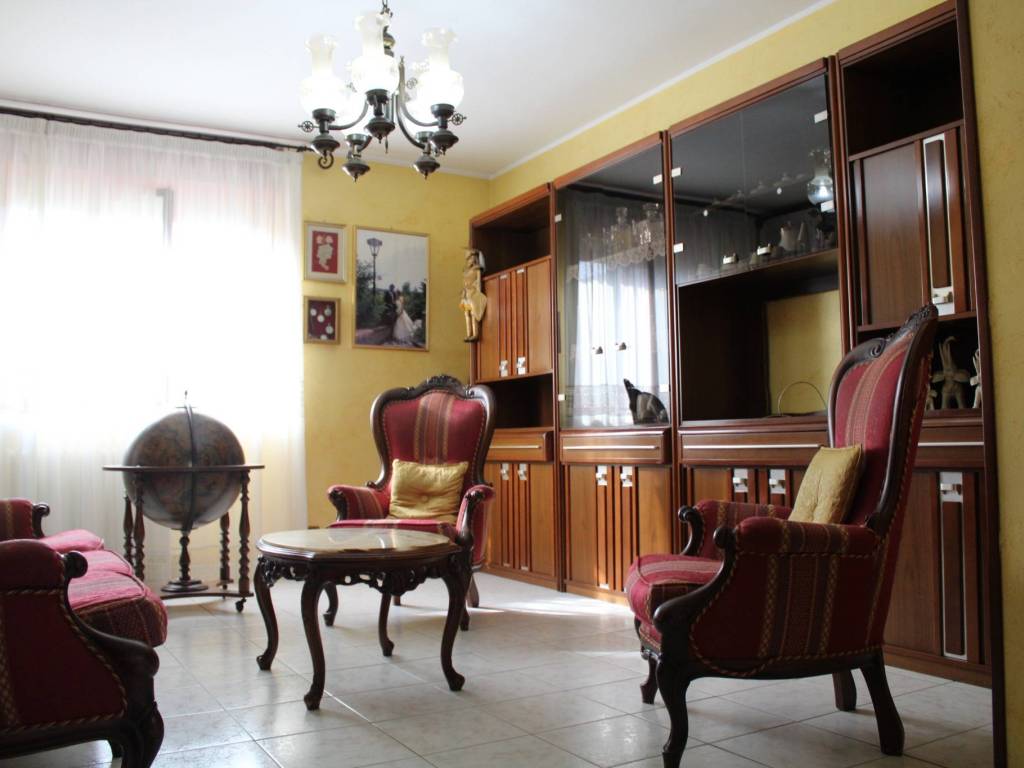 Appartamento a Asti in Via Generale Carlo Alberto Dalla Chiesa, 6 - Foto 2
