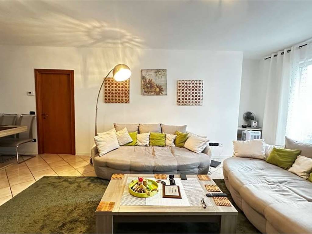 Appartamento a Ala in VIA LARGAIOLI , 150 - Foto 3