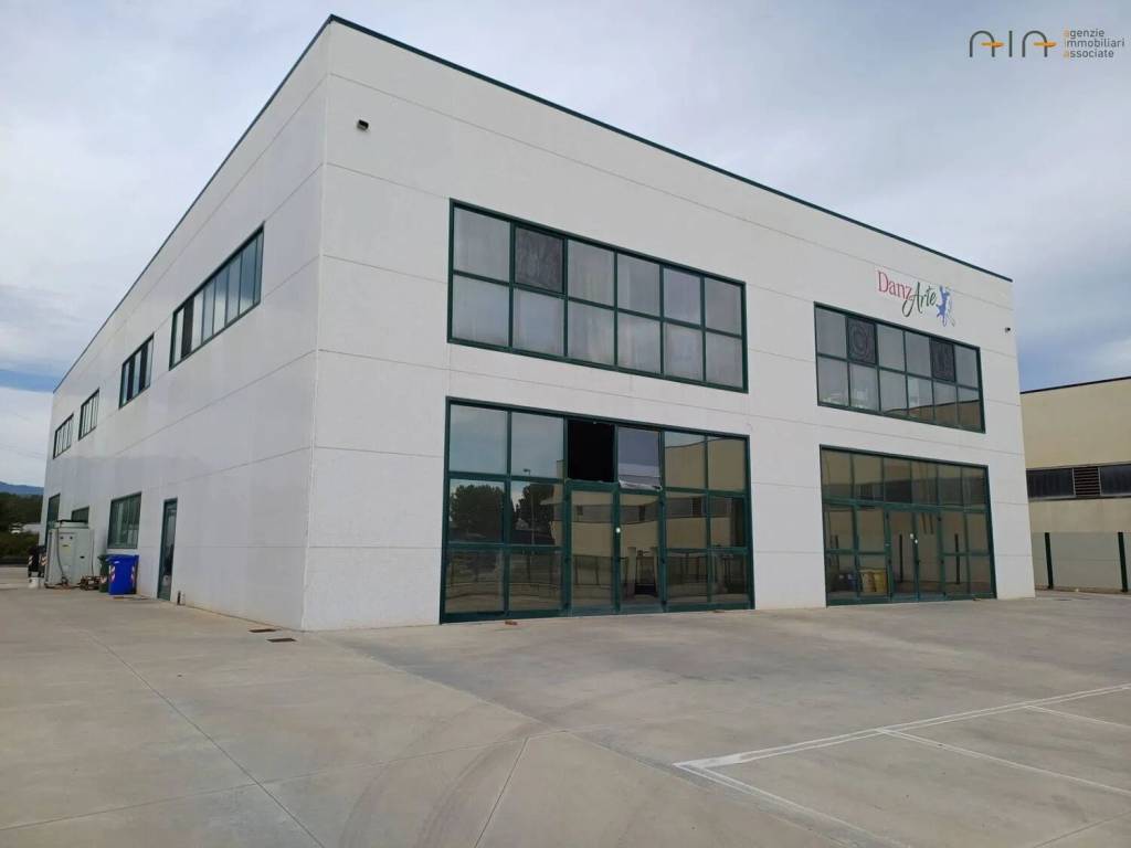 Immobile a Spinetoli in Via 8 Marzo, 18 - Foto 2