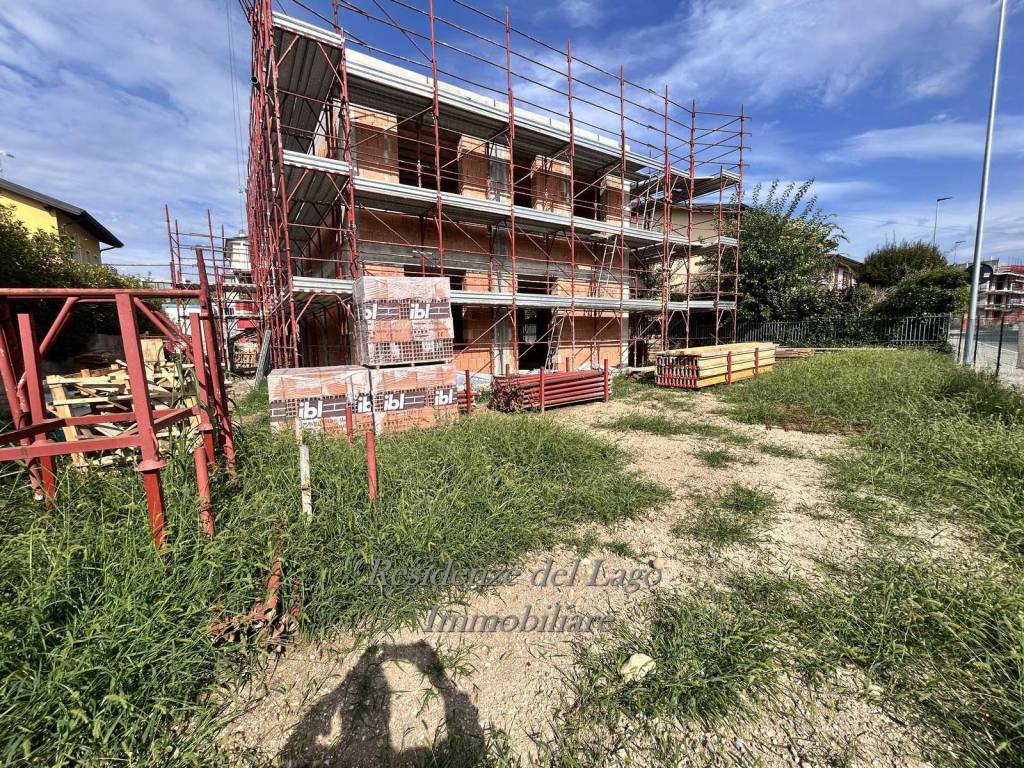 Appartamento a Peschiera del garda in Via Michelangelo Buonarroti - Foto 3