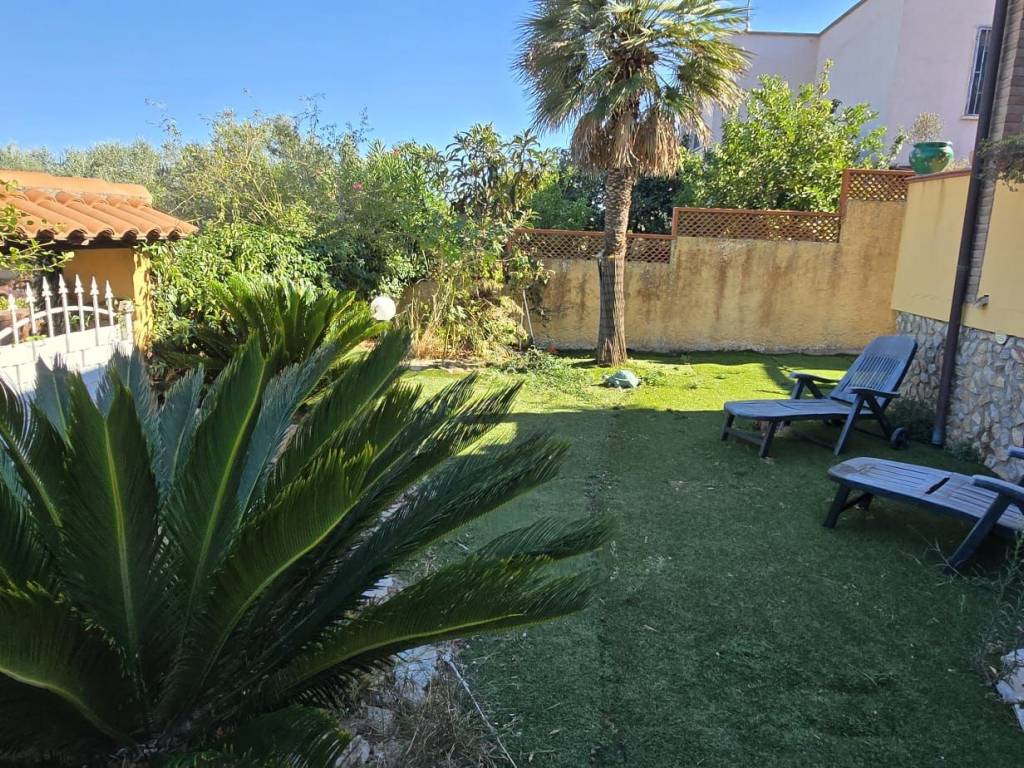 Villa a Piombino in Località Montemazzano - Foto 2