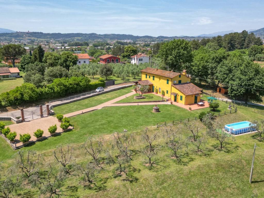 Villa a Uzzano - Foto 3