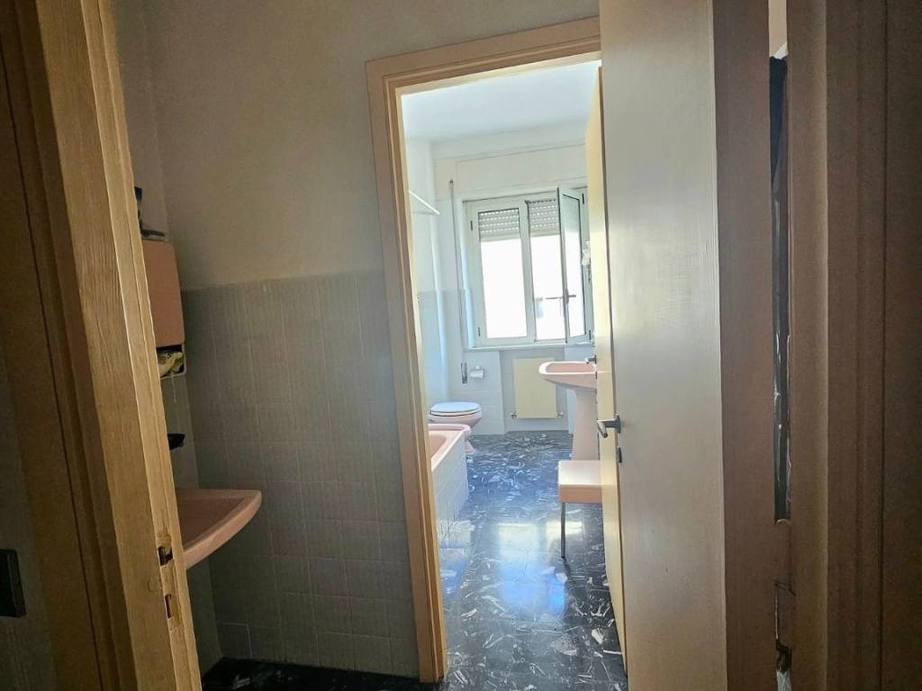 Appartamento a Catanzaro in Via Eugenio De Riso - Foto 2
