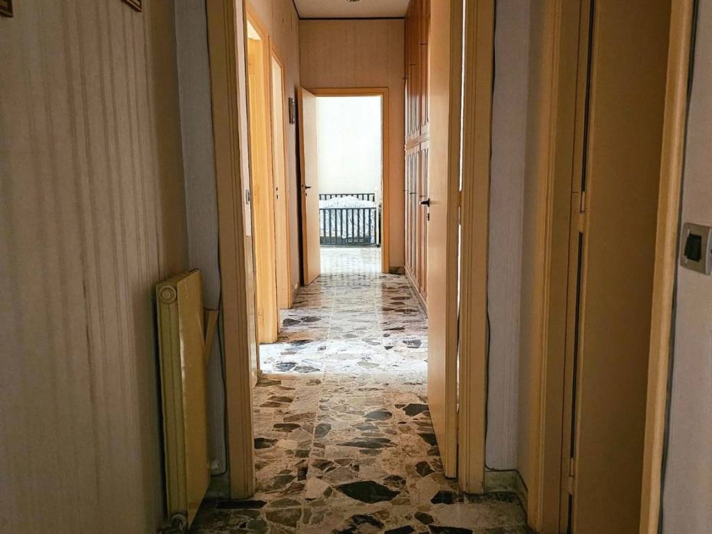 Appartamento a Catanzaro in Via Eugenio De Riso - Foto 4