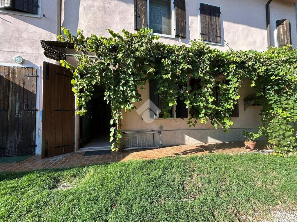 Appartamento a Castelnuovo del garda in Via Campagna Rossa, 28 - Foto 4
