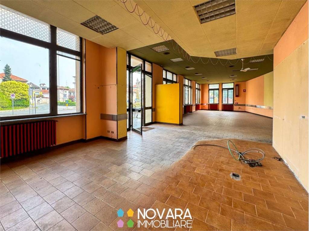 Palazzo / stabile a Galliate in Piazza San Giuseppe, 12 - Foto 5