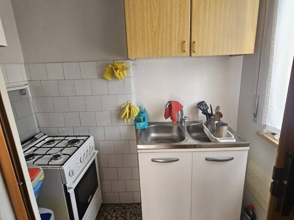 Appartamento a Verona in Via Giovacchino Bellezza - Foto 3