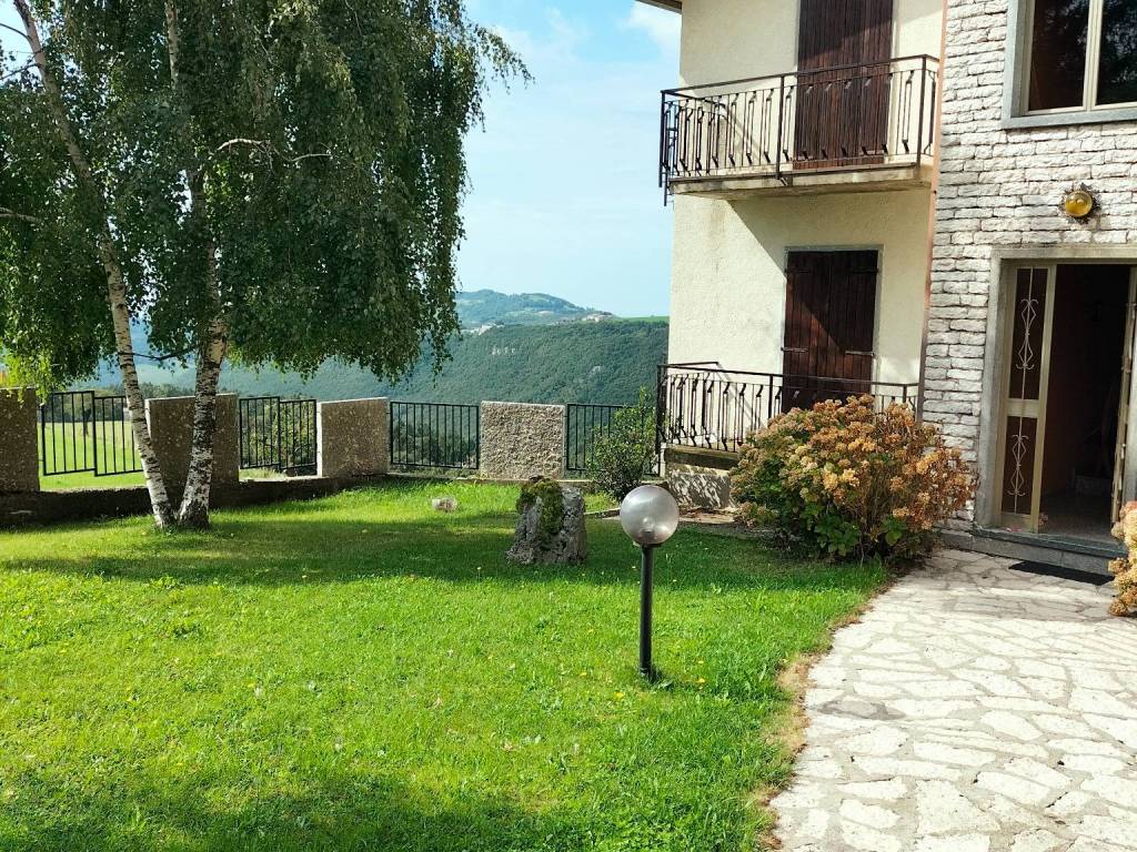 Villa a Sant'anna d'alfaedo in Via Nazario Sauro - Foto 2
