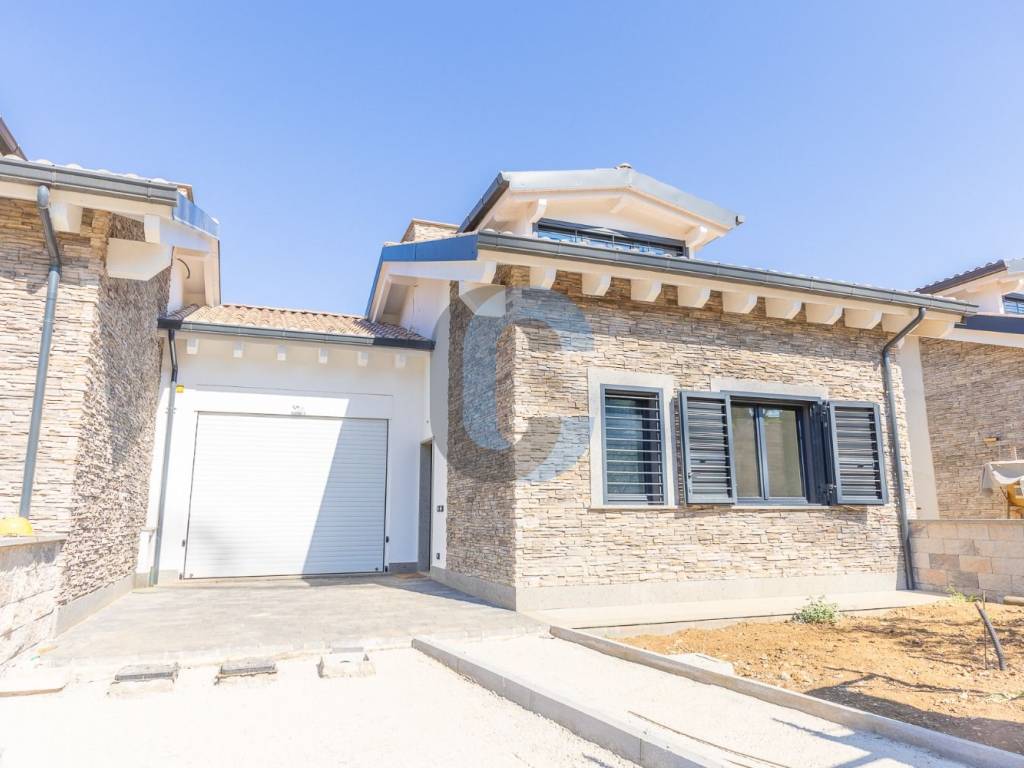 Villa a Monte porzio catone in Via Frascati Colonna, 32 - Foto 4