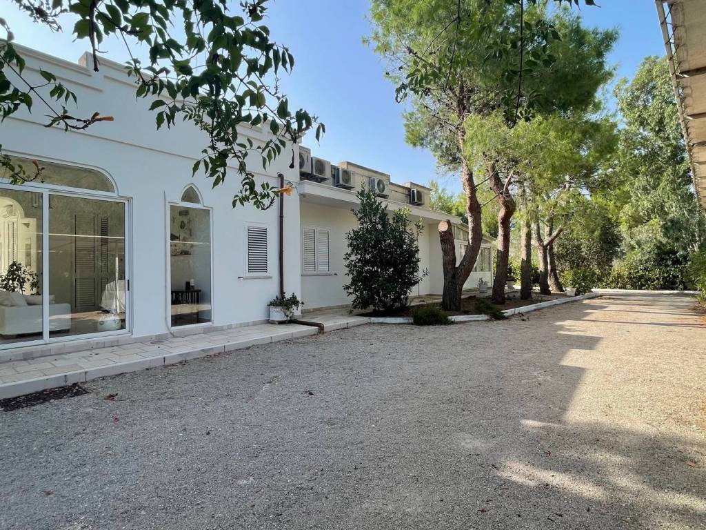 Villa a Guagnano in SP365 - Foto 5