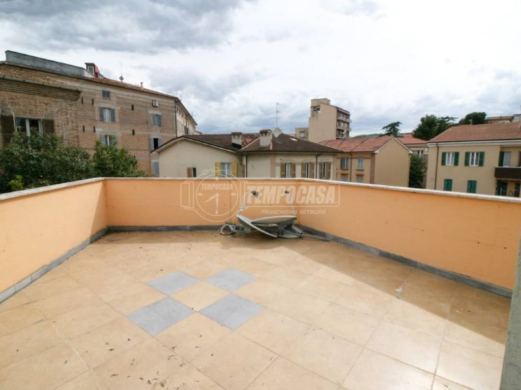 Palazzo / stabile a Ancona in Via Senigallia - Foto 2