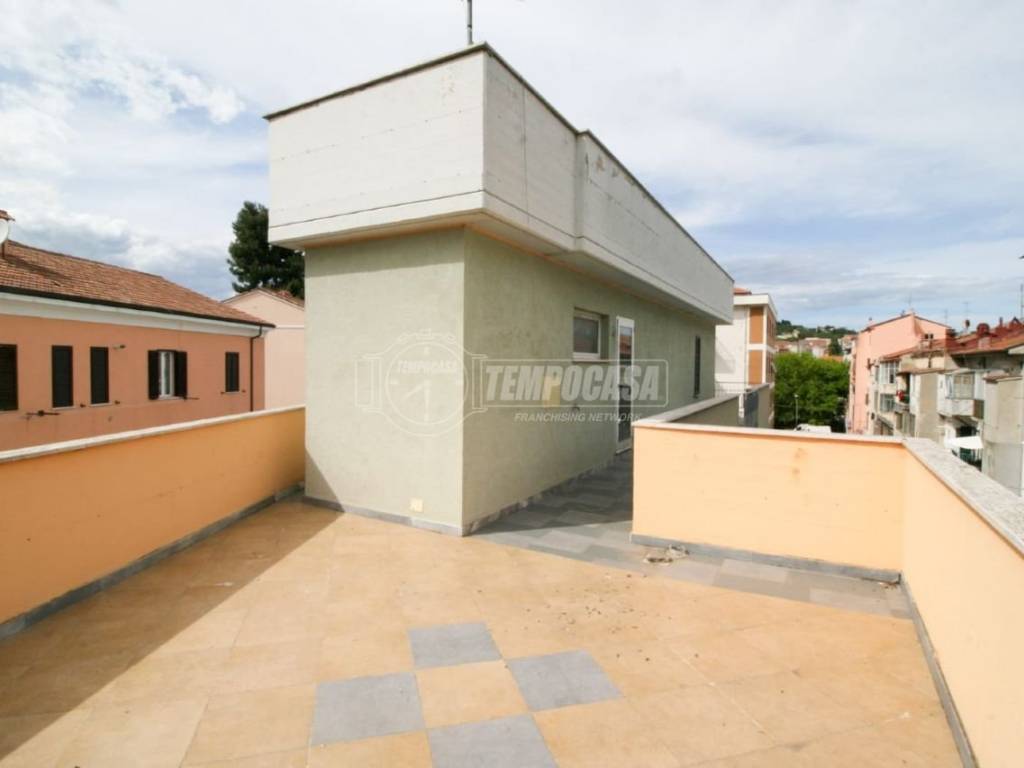 Palazzo / stabile a Ancona in Via Senigallia - Foto 3
