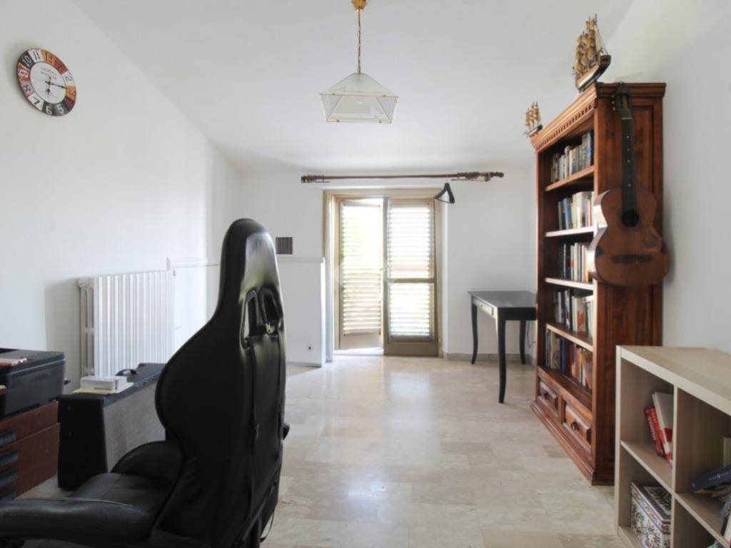 Appartamento a Città sant'angelo in Via della Madonnuccia, 34 - Foto 5