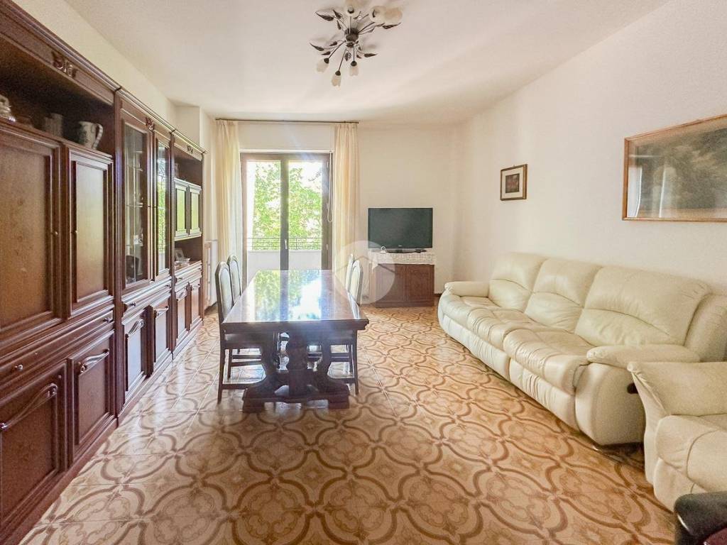 Appartamento a Teramo in APPARTAMENTO VIALE EUROPA, 69 - Foto 2