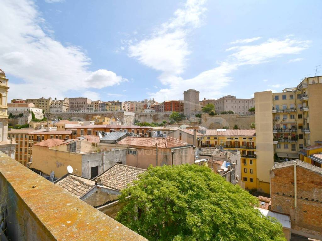 Attico / mansarda a Cagliari in Corso Vittorio Emanuele Ii, 47 - Foto 3